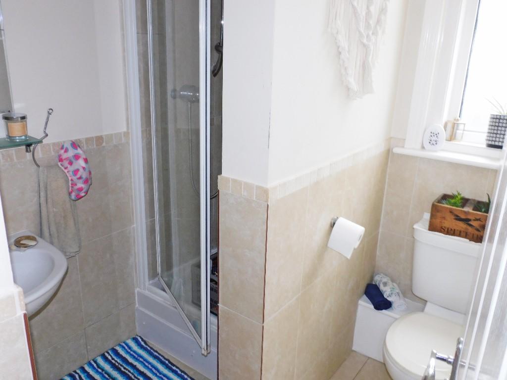En-Suite Shower