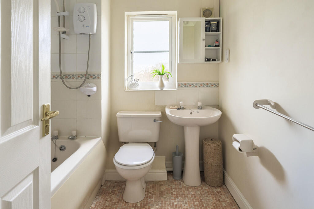 _Z637105-HDR-Edit...