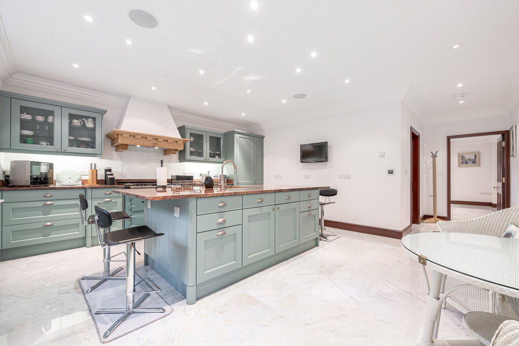 Breakfast Kitchen