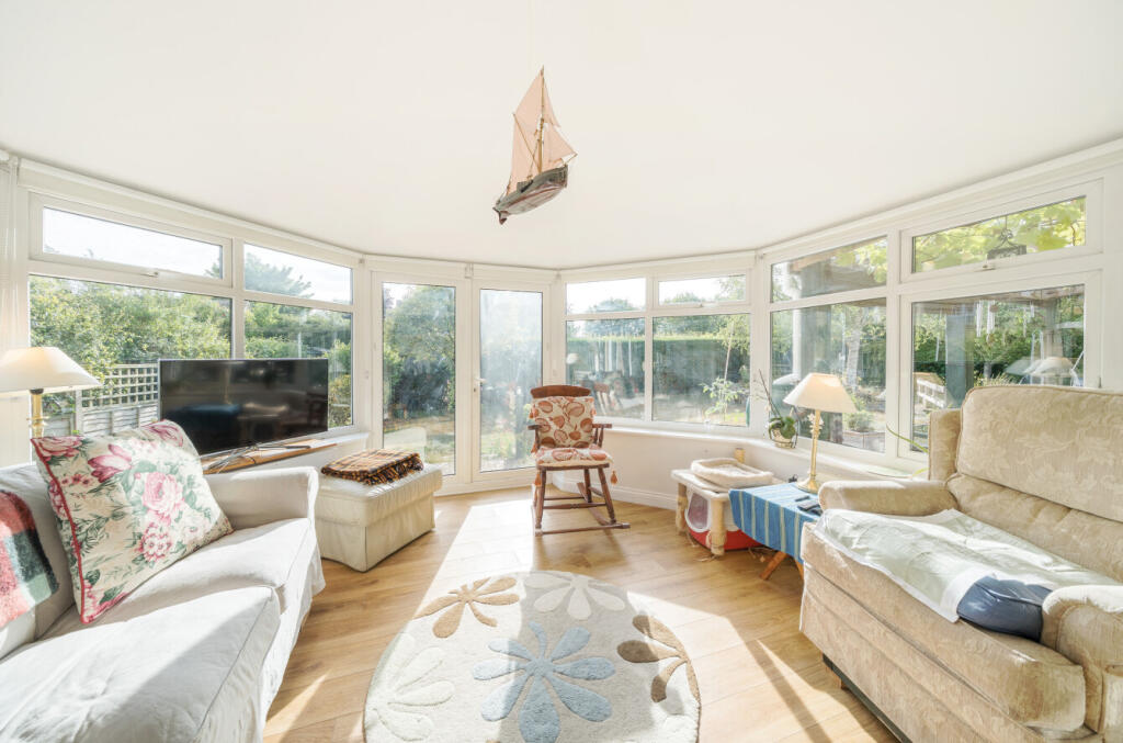 1319439-17-686829...