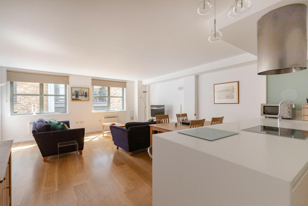 11 Victor Wharf, ...