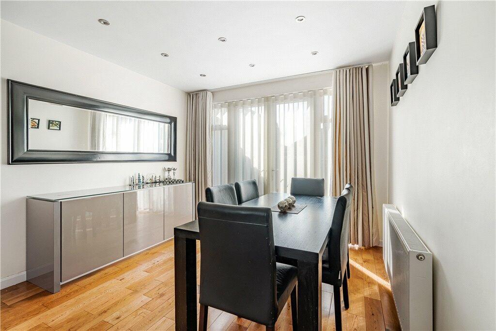 Davidson Frost-Wellings, DFW, St Edmunds Drive, St