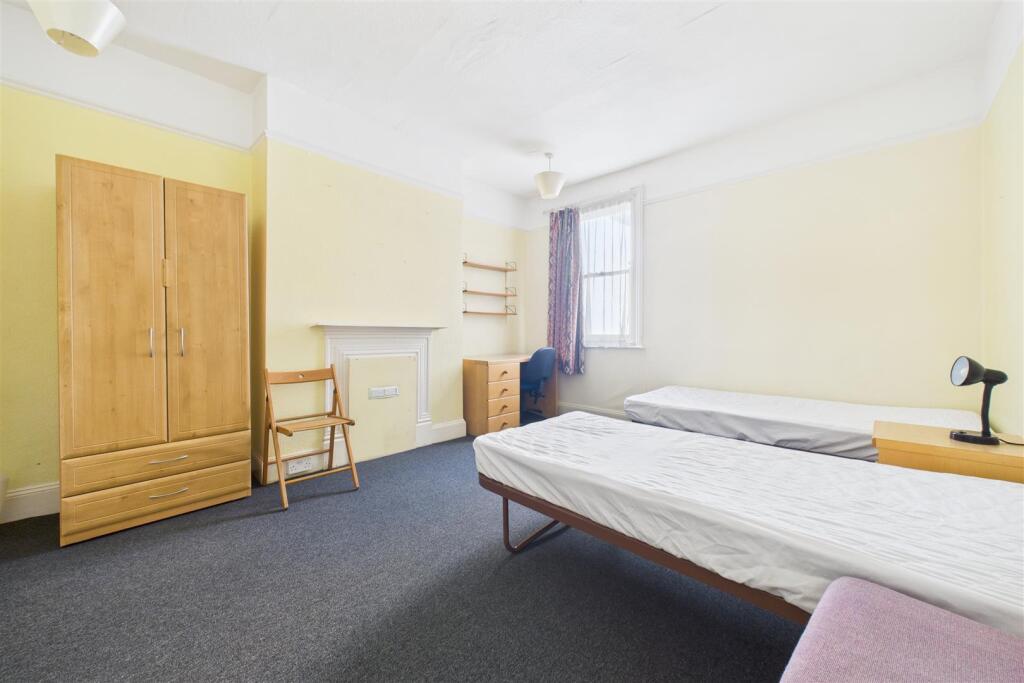 97 Woodland Road, Redland, Bristol BS8 1US | Freeh