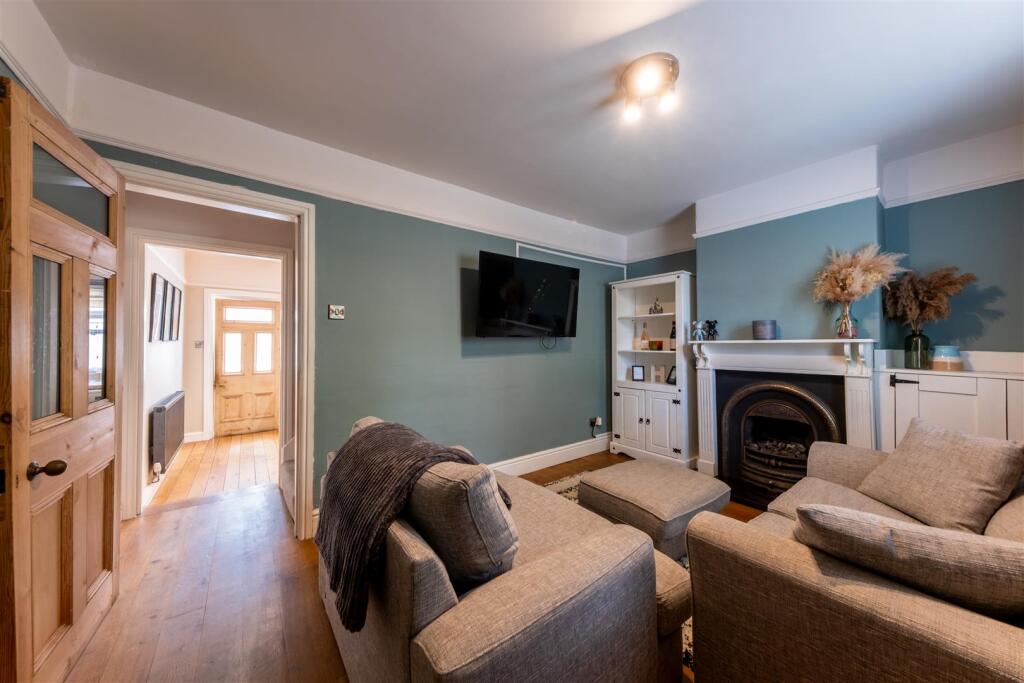 19 The Green-007.jpg