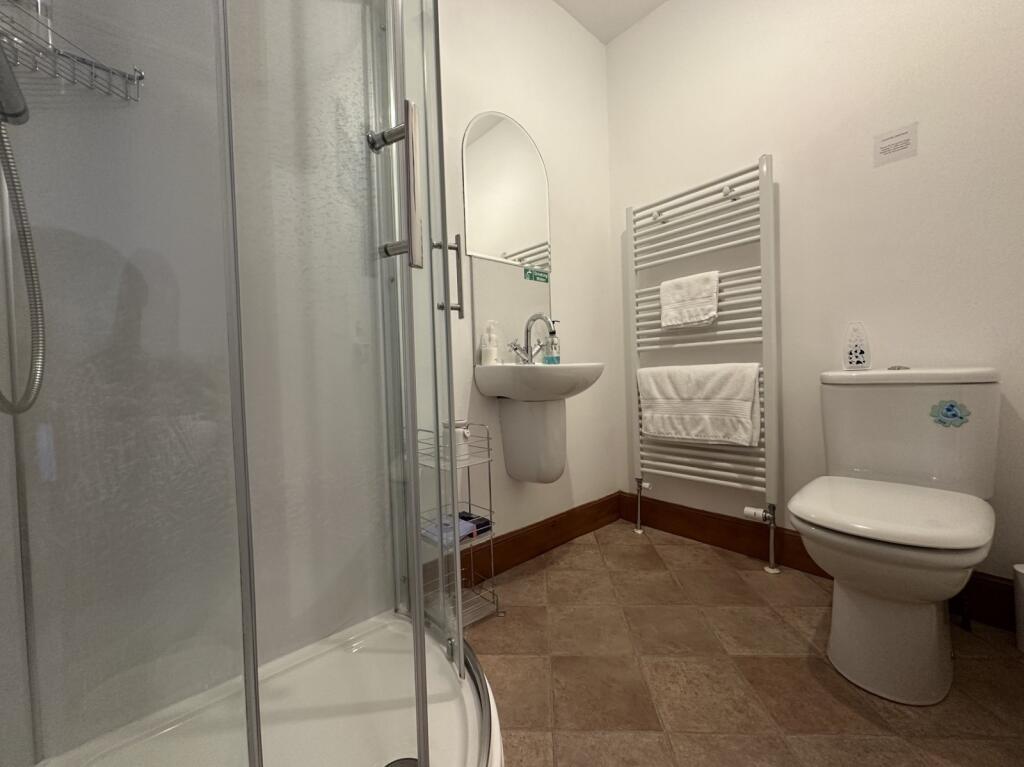 Bedroom 1 En Suite
