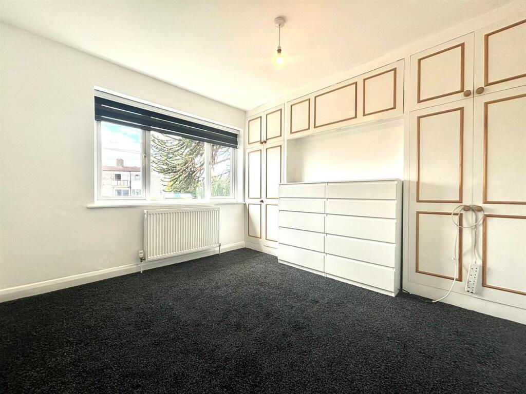 Bedroom 2, 2.jpeg