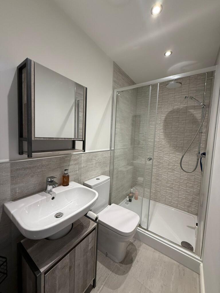 6 Wintergreen Drive, Dumfries, DG1 3WE - Braidwood