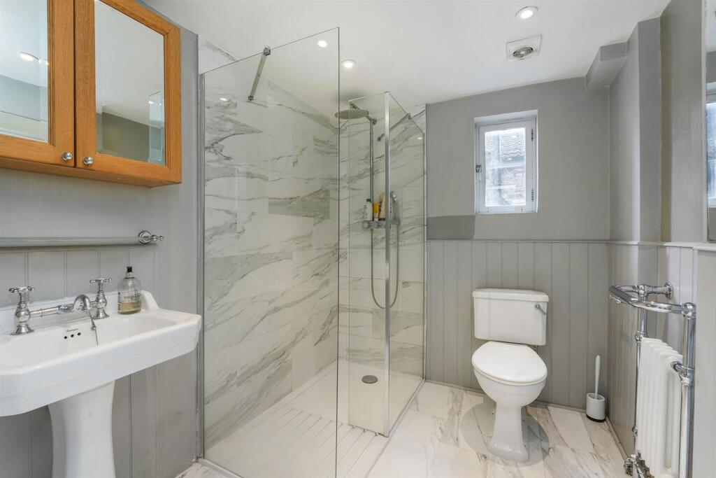 86117_Upper-Maisonette-23-Wandsworth-Bridge-Road (