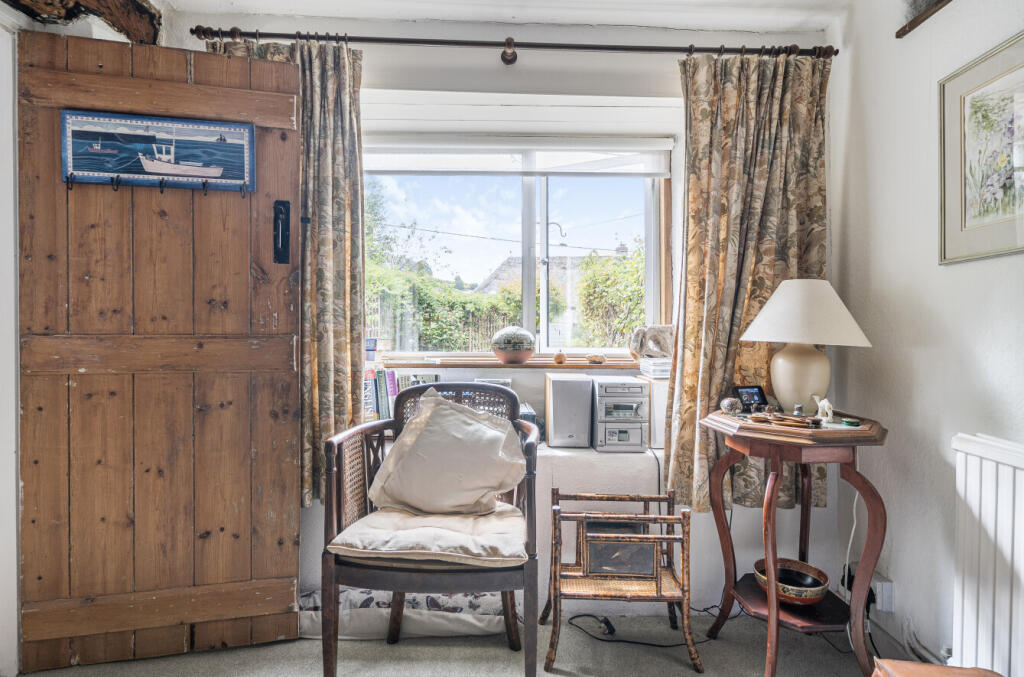 1340659-7-68a704f...