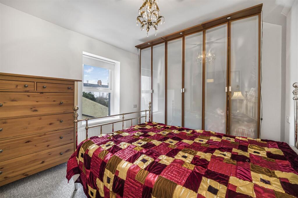 12-A7405673 copy.jpg