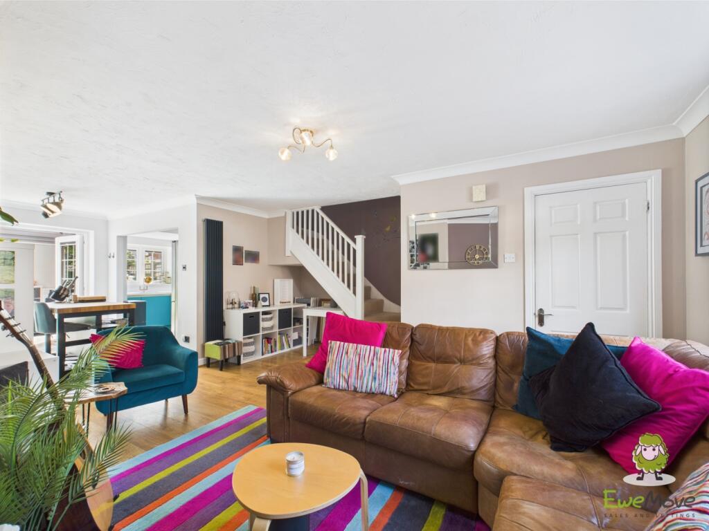 CAM03778G0-PR0225-STILL015