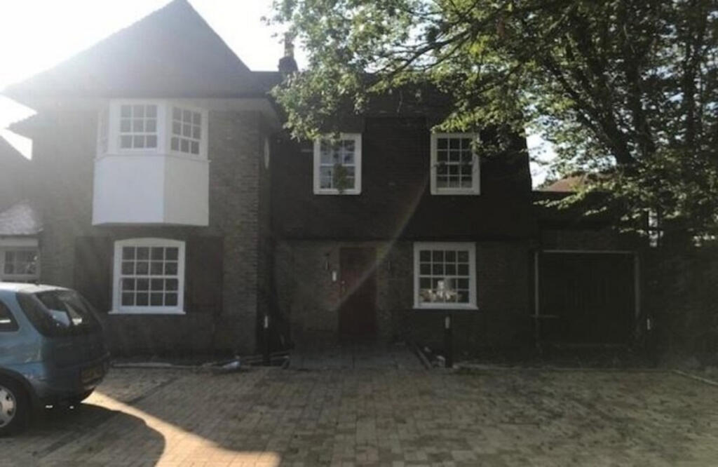 Shortlands Road, Bromley, BR2 0