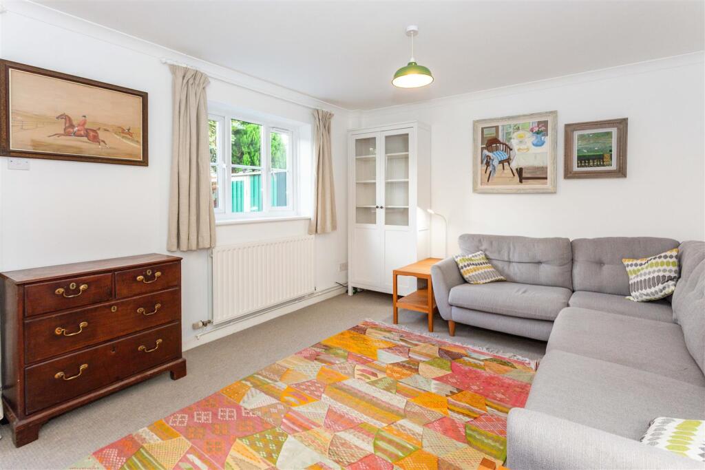 Living Dining Room3.jpg