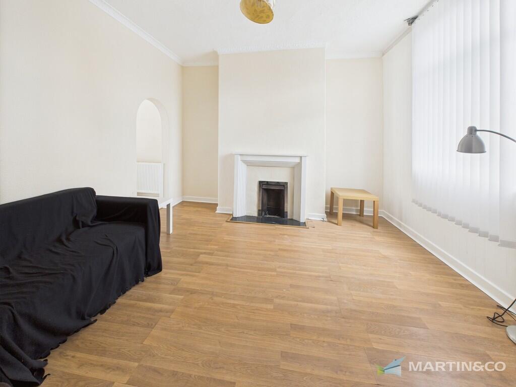 CAM02318G0-PR0523...