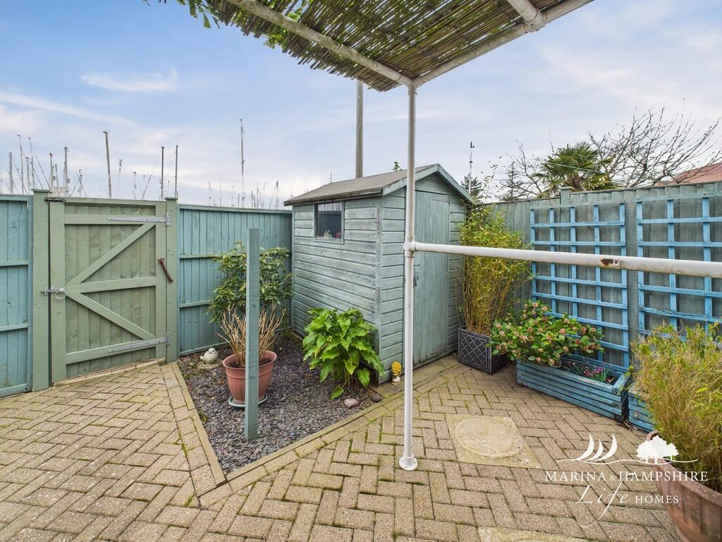 CAM03691G0-PR0037...