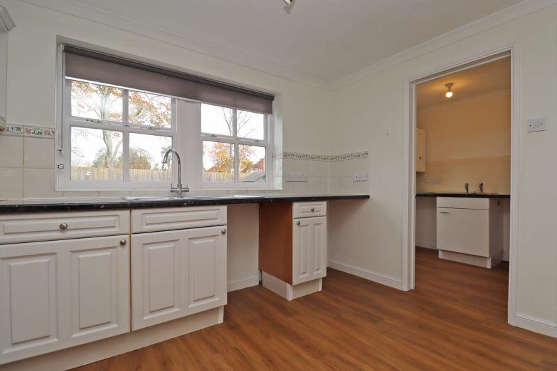 KITCHEN/UTILITY
