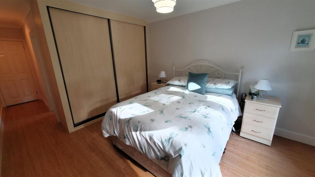 Bed 1 reverse.jpg