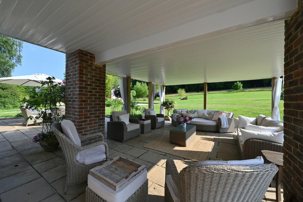 Photo 28-05-2021,...