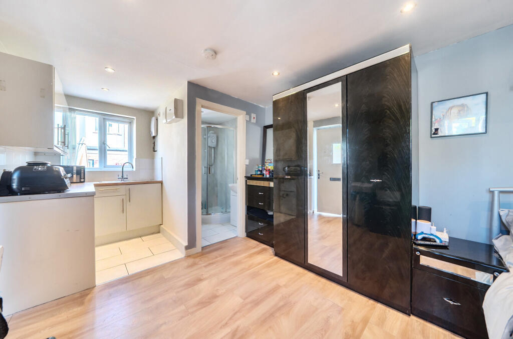 1325574-30-68769f...