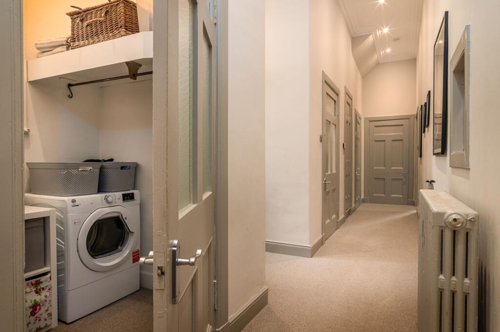 Utility cupboard