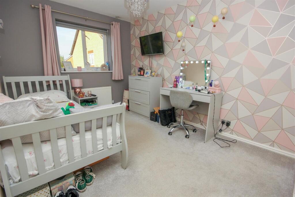 Bedroom 3.jpg