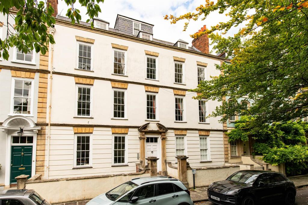 Dowry Square, Bristol