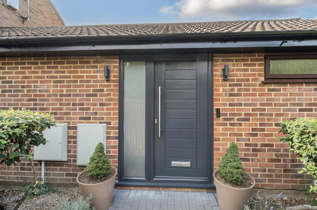 1343637-20-68a5ec...