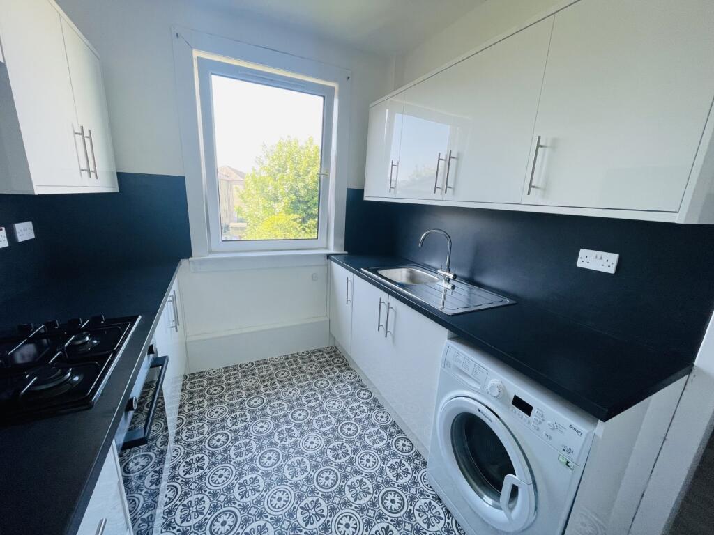 Kitchen_IMG-8187