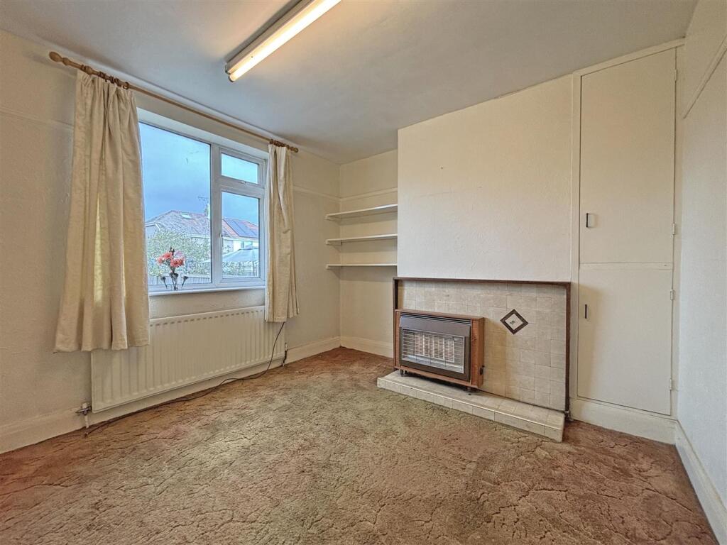 Dining Room.JPG