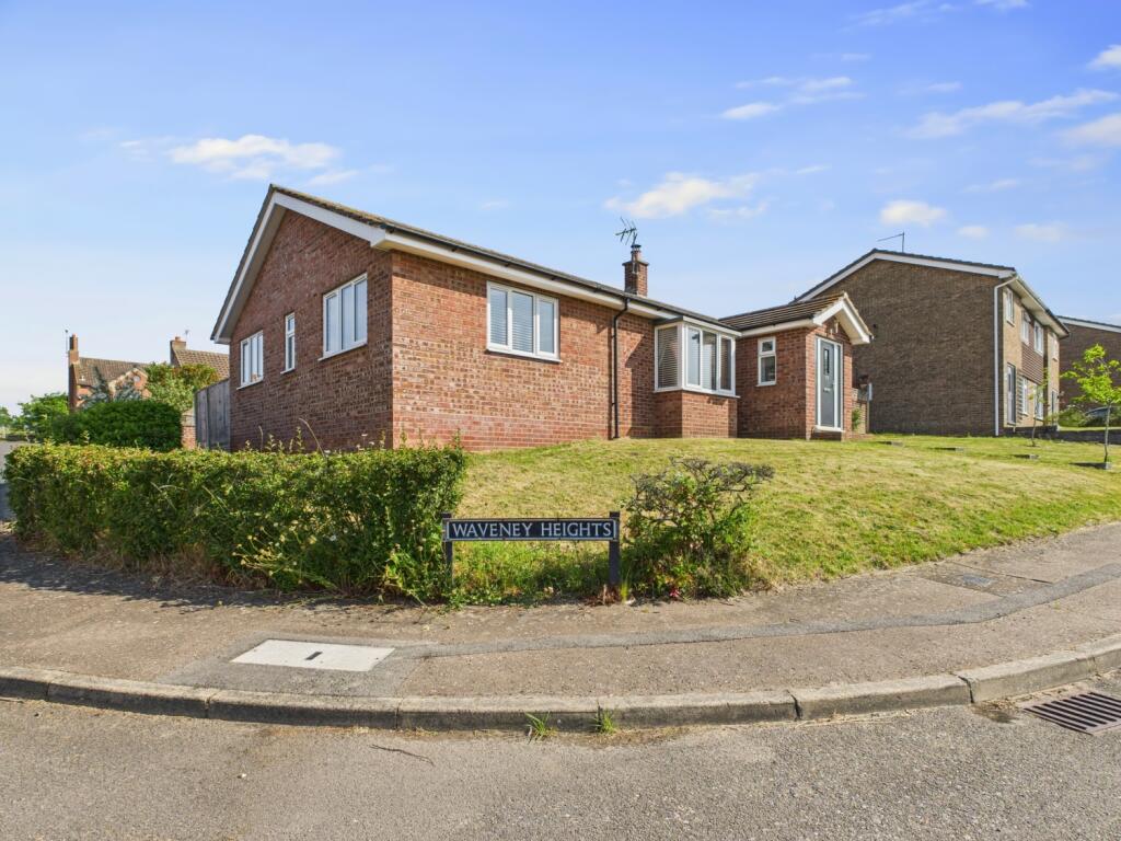 CAM04058G0-PR0021-STILL004