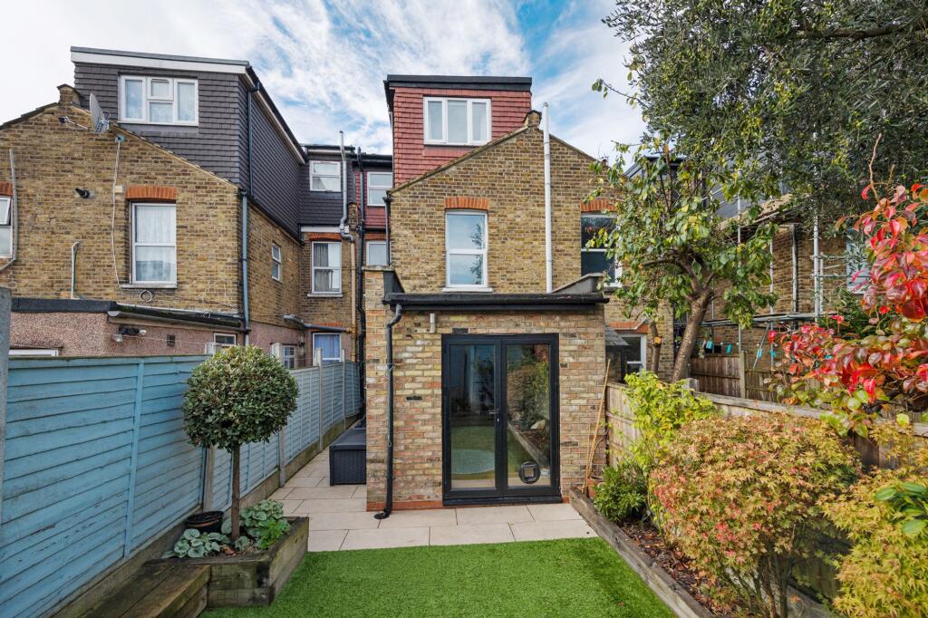 Borwick Avenue, E17