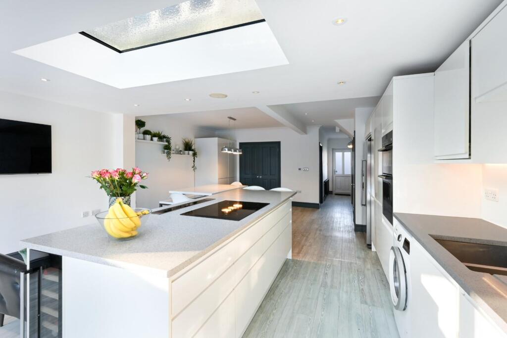 BRIGHTON ROAD (10).jpg