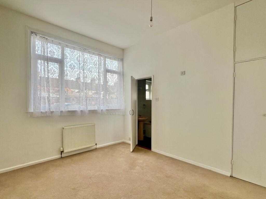 40 Belvedere Road Bedroom