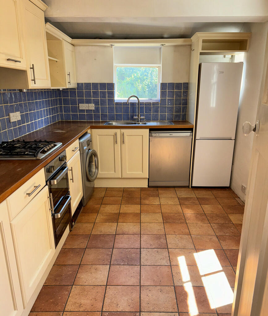 Kitchen (1)-2