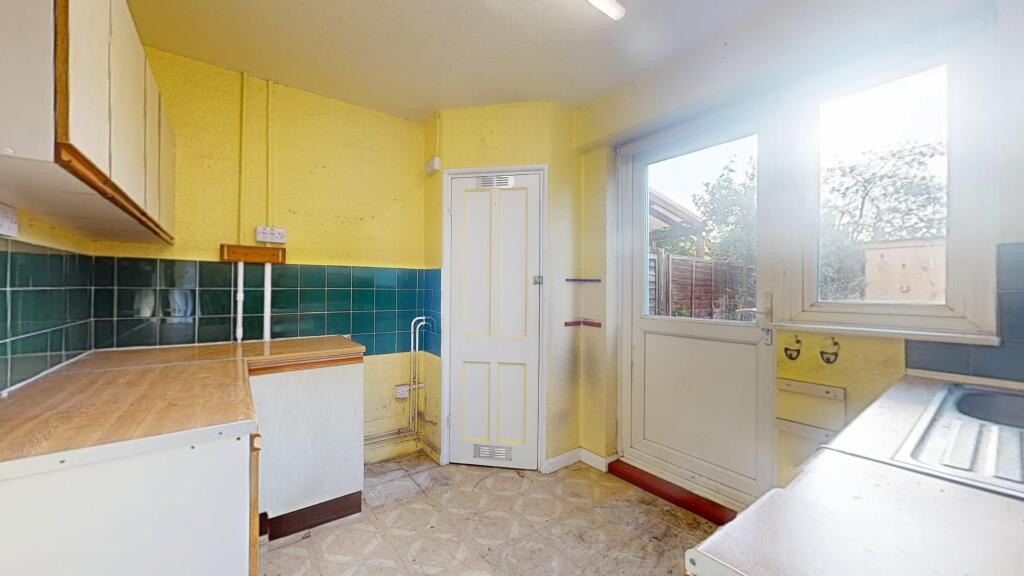 7 Canonsleigh Road, Dagenham, RM9 4DJ