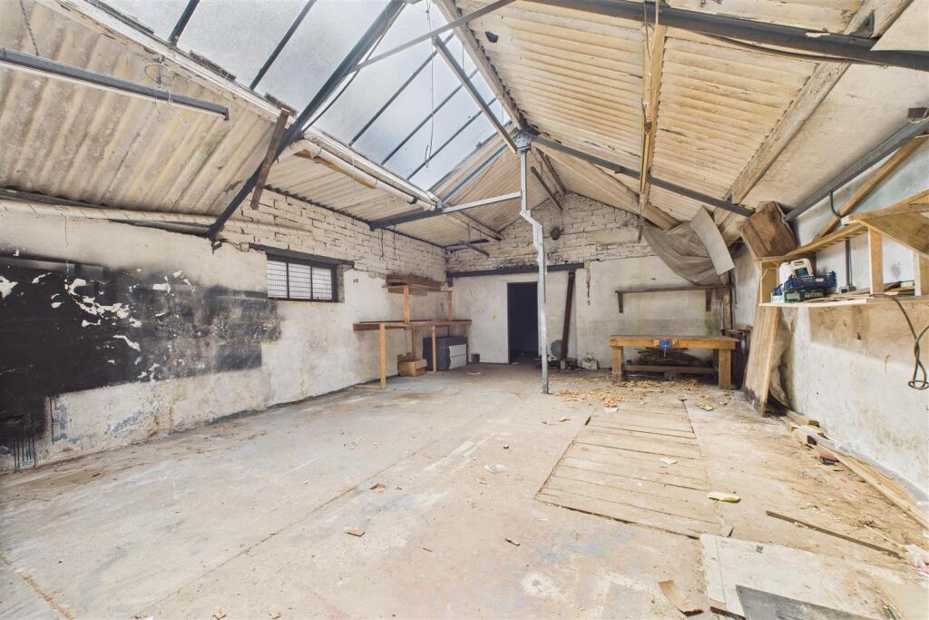 3A Richmond Road, Montpelier, Bristol BS6 5EN | Fr