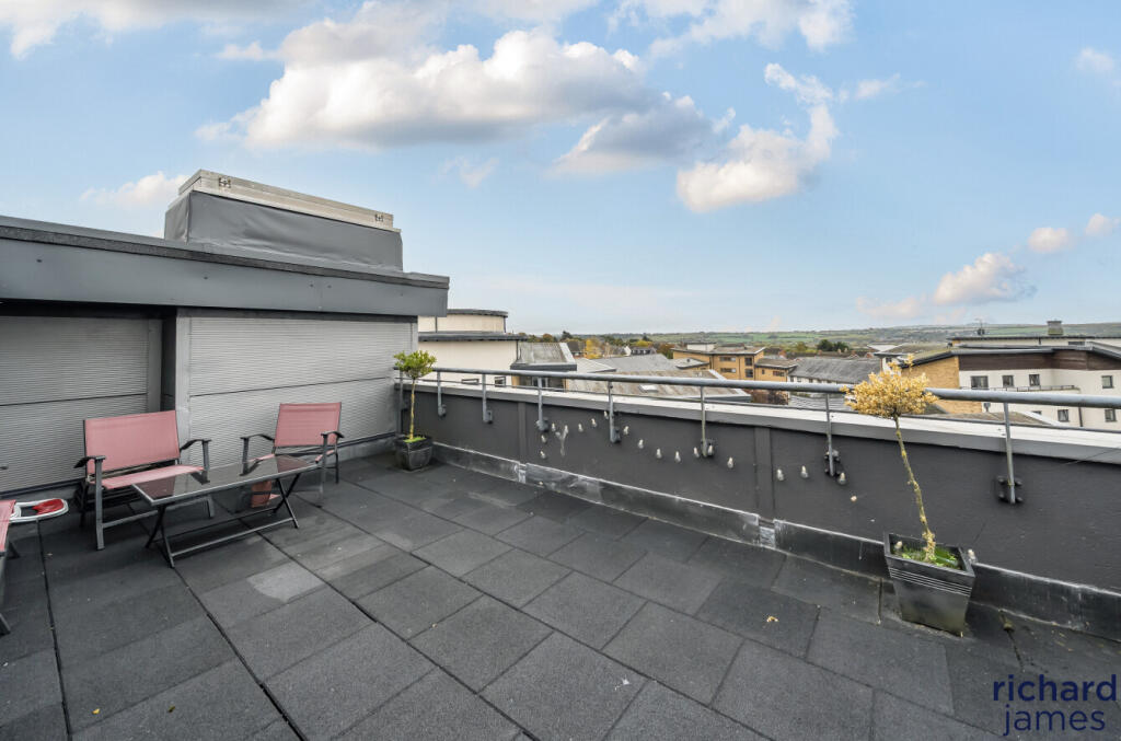 afc6ee9dbf2b4d1b806710fb1dc5354b