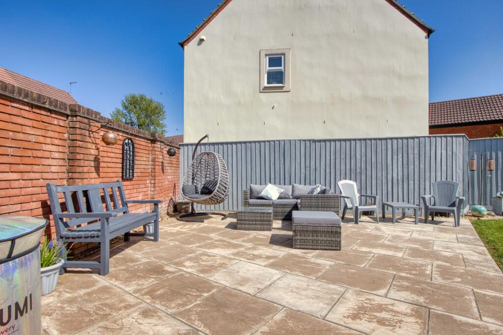 Ewemove Taunton - Venn Close (8)