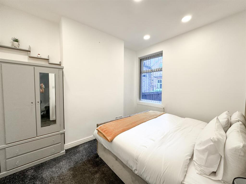 Staycasa Accommodation Manchester Carrill  2024AUG