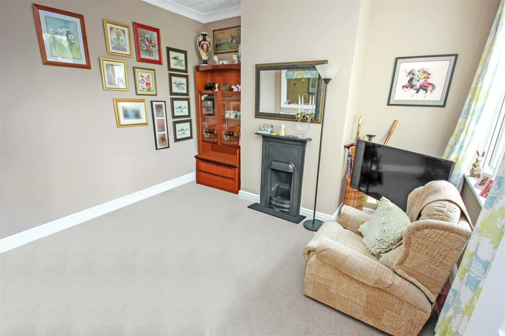Dining room.JPG