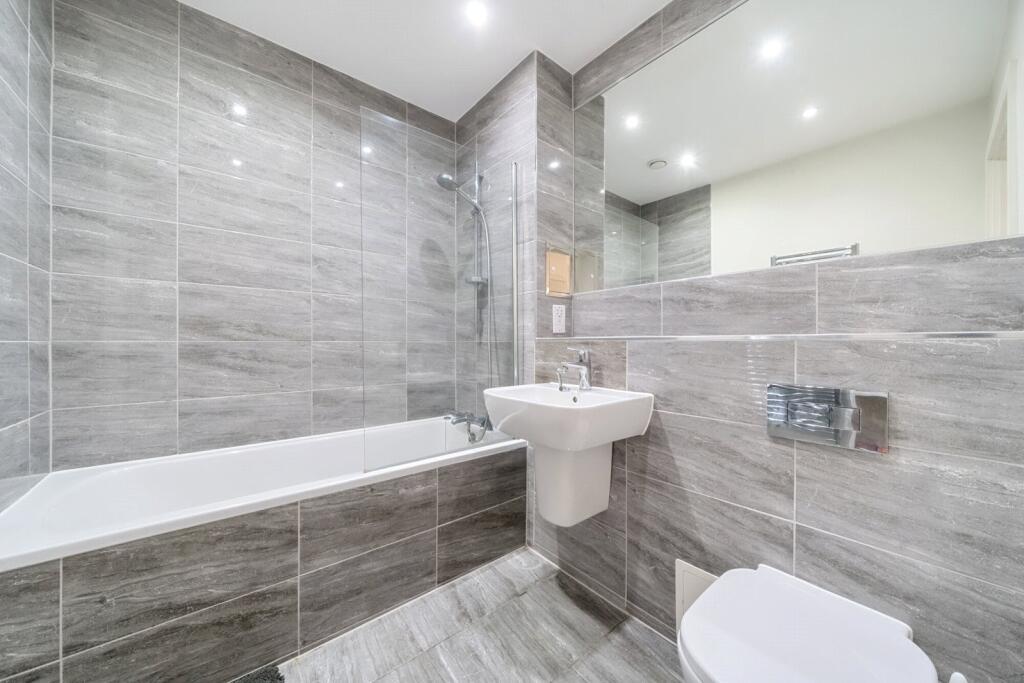 1342340-19-68a5a2...