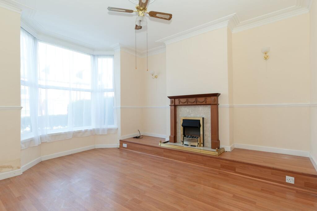 SITTING ROOM DINING ROOM AND KITCHEN