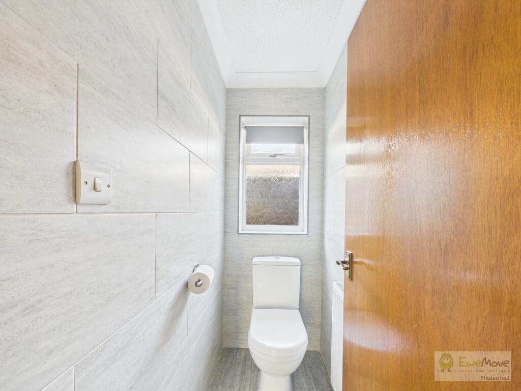 Covey Way EweMove Mildenhall WC
