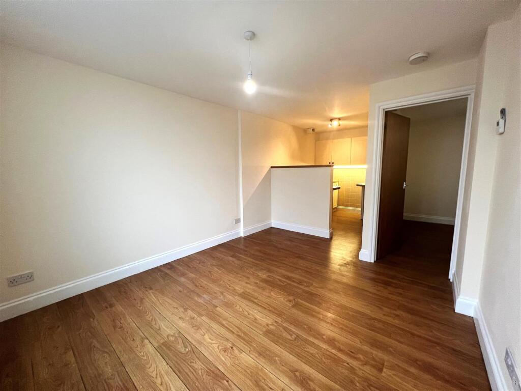 Living Room.jpg