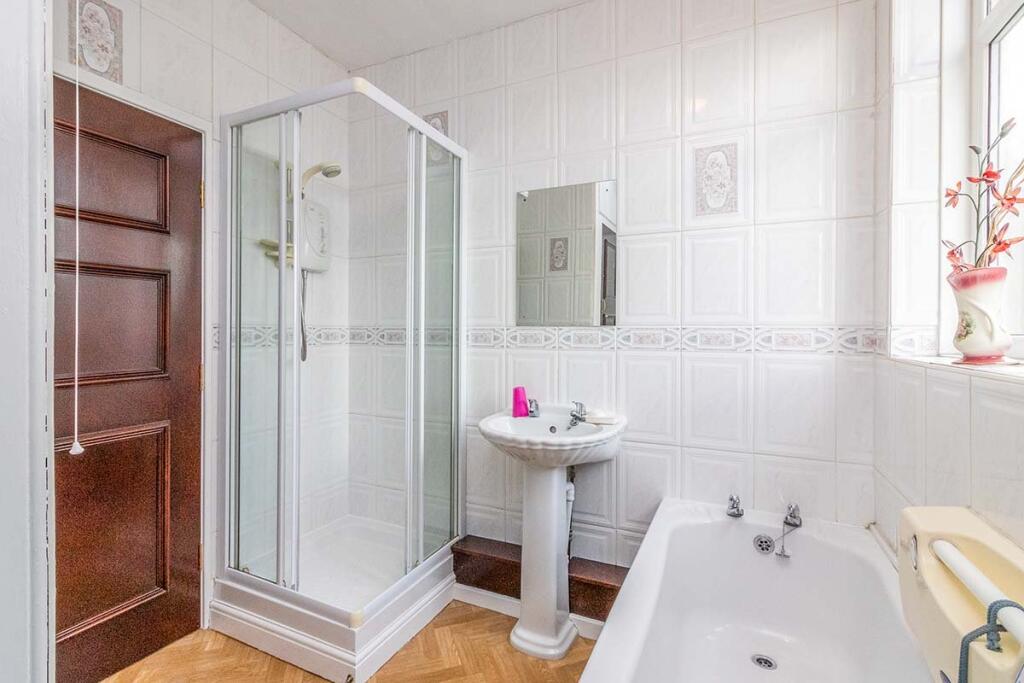 Family Bathroom W/C