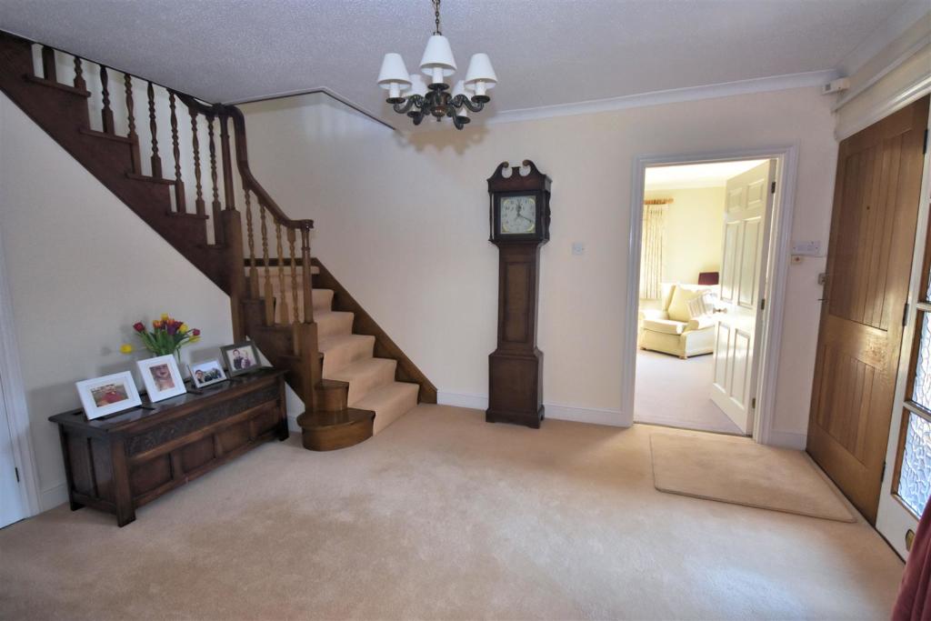 Entrance hallway.jpg