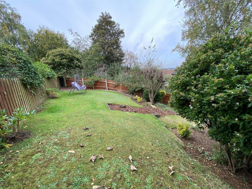 garden1.jpg