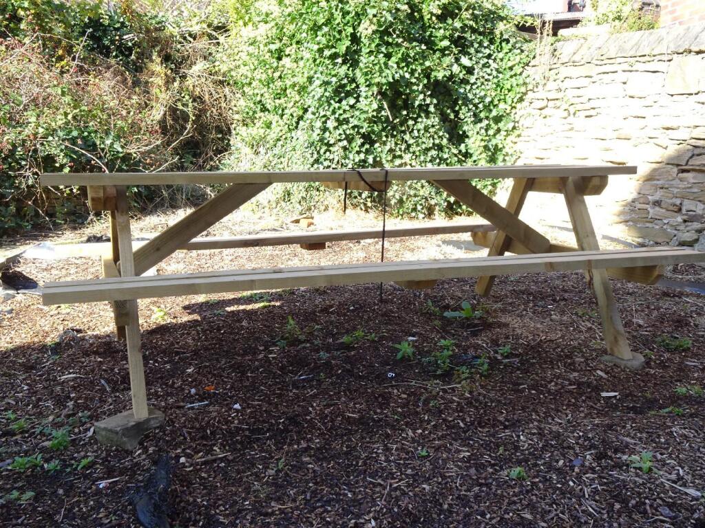 Picnic bench.JPG