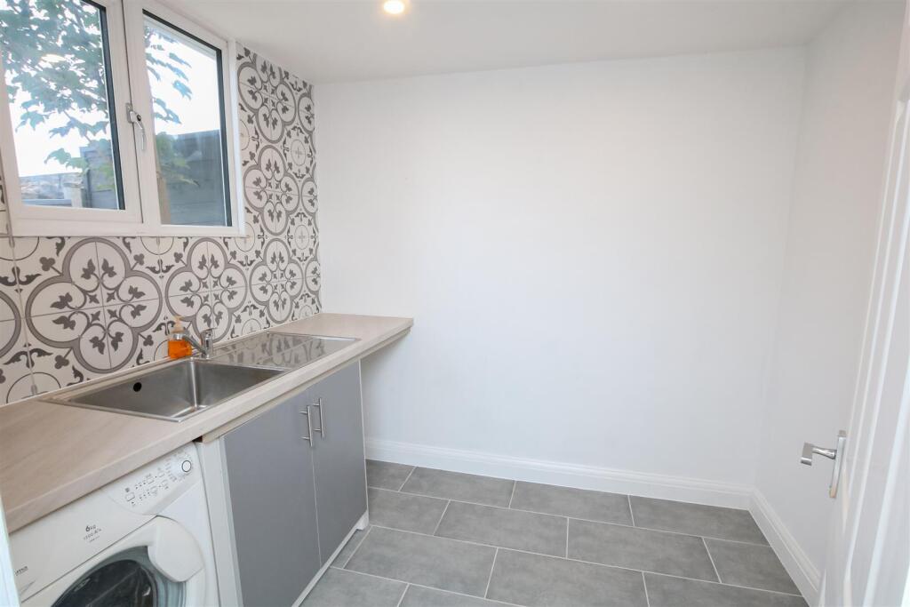 UTILITY ROOM