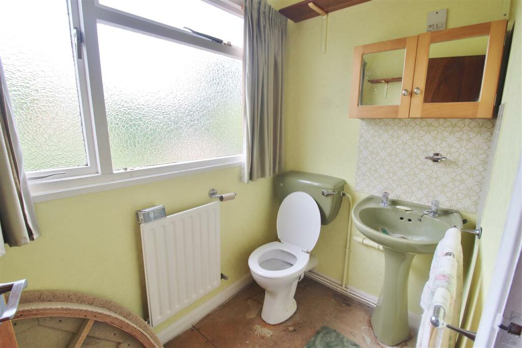 CLOAKROOM